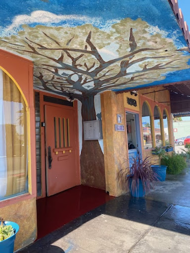 Dry Cleaner «Beach Villa cleaners & Alterations», reviews and photos, 2810 E 4th St, Long Beach, CA 90814, USA