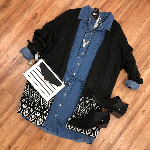 Used Clothing Store «Clothes Mentor», reviews and photos, 2701 N Mall Dr, Virginia Beach, VA 23452, USA