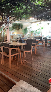 Atmosphère du Restaurant de spécialités provençales La Pergola à Le Rove - n°18