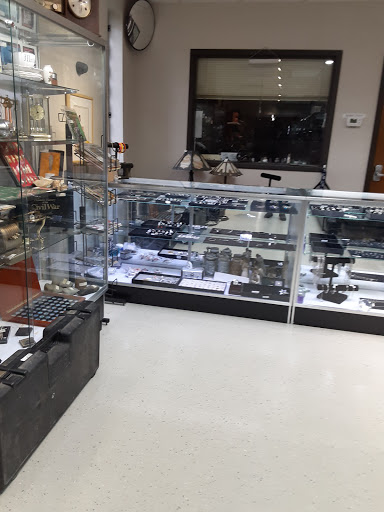 Pawn Shop «Columbus Pawn», reviews and photos, 21-101 N National Rd, Columbus, IN 47201, USA