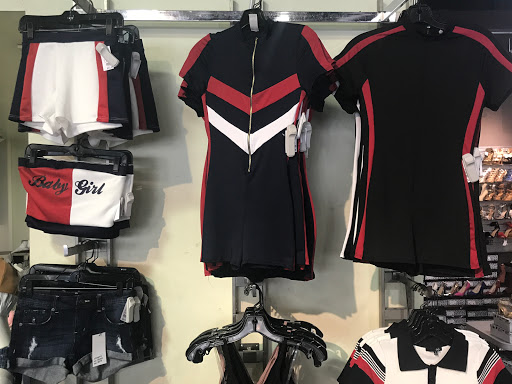 Clothing Store «Fashion Island», reviews and photos, 270 E 5th St, Long Beach, CA 90802, USA