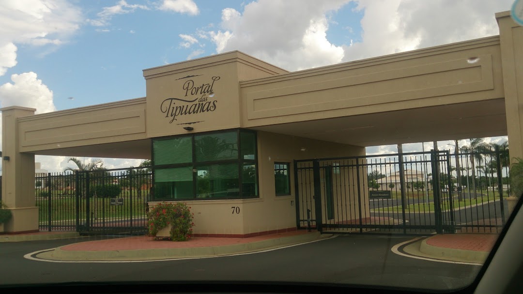 Condomínio Portal das Tipuanas na cidade