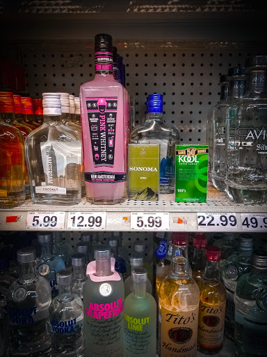 Supermarket «Hinky Dinky Supermarket», reviews and photos, 3110 M L King Ave, Flint, MI 48505, USA