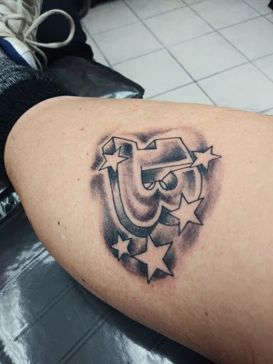 Tattoo Shop «Evolution Tattoo», reviews and photos, 198 Lincoln Hwy #4, Fairless Hills, PA 19030, USA