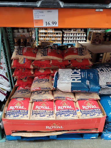 Warehouse store «Costco Wholesale», reviews and photos, 125 Beacon Dr, Holbrook, NY 11741, USA