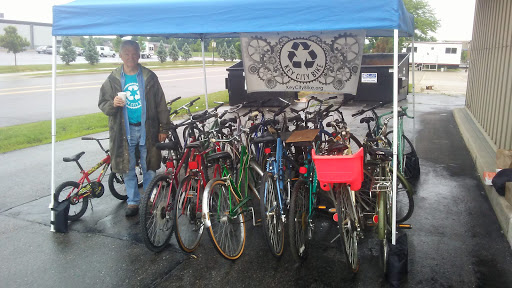 Sporting Goods Store «Flying Penguin Outdoor Sports», reviews and photos, 624 N Victory Dr, Mankato, MN 56001, USA