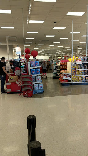 Department Store «Target», reviews and photos, 15614 Whittwood Ln, Whittier, CA 90603, USA