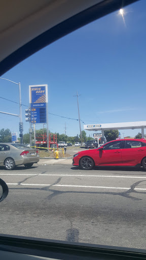 Shopping Mall «The Vineyard Shopping Center», reviews and photos, 782 W Kettleman Ln, Lodi, CA 95240, USA