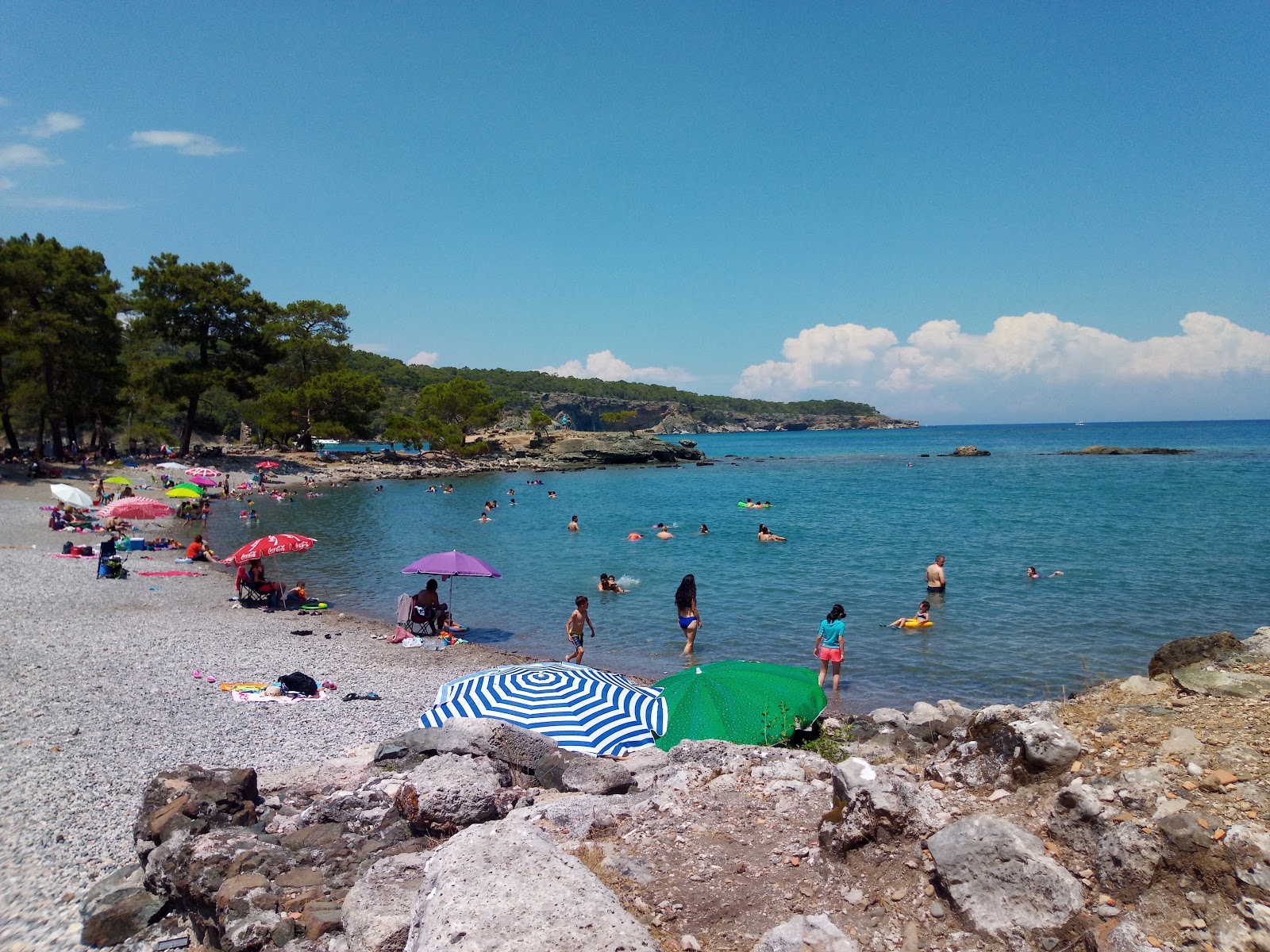 Foto de Phaselis Small Beach con guijarro ligero superficie