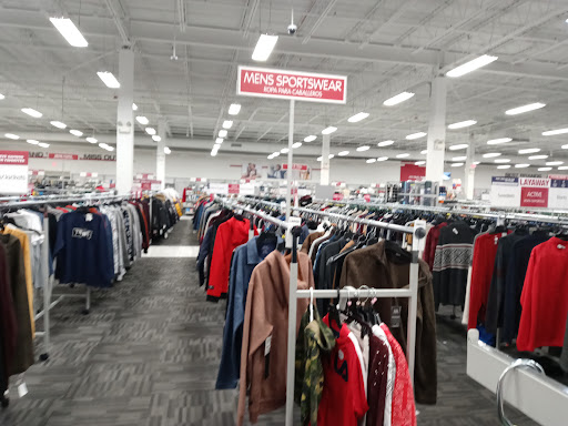 Clothing Store «Burlington Coat Factory», reviews and photos, 1300 N Larkin Ave, Joliet, IL 60435, USA