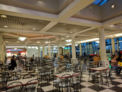 Shopping Mall «Emerald Square», reviews and photos, 999 S Washington St, North Attleborough, MA 02760, USA