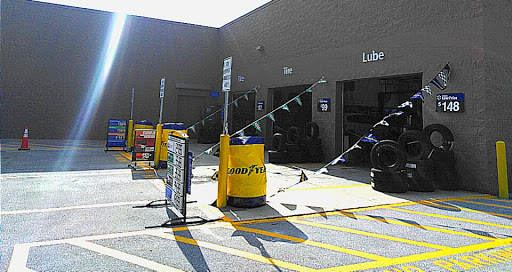 Tire Shop «Walmart Tires & Auto Parts», reviews and photos, 5315 Cortez Rd W, Bradenton, FL 34210, USA
