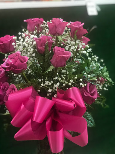 Florist «Roses are Red Flower Boutique», reviews and photos, 9303 S Halsted St, Chicago, IL 60620, USA