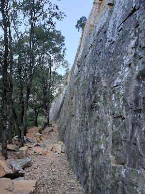 Falaise du Landeyran à Causses-et-Veyran