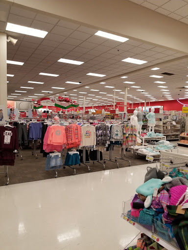 Department Store «Target», reviews and photos, 6100 Broadmoor St, Mission, KS 66202, USA