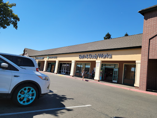 Shopping Mall «Vacaville Premium Outlets», reviews and photos, 321 Nut Tree Rd, Vacaville, CA 95687, USA