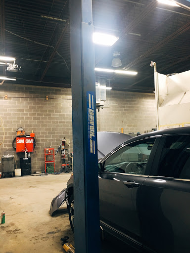 Auto Body Shop «Auto Body World», reviews and photos, 9425 Mathy Dr #E, Fairfax, VA 22031, USA