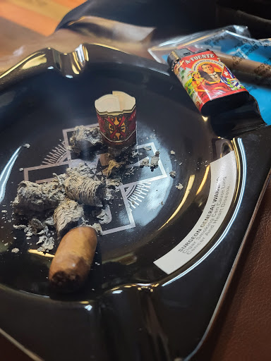 Tobacco Shop «Low Ball Louies Tobacco», reviews and photos, 1206 N Broadway Ave, Bartow, FL 33830, USA