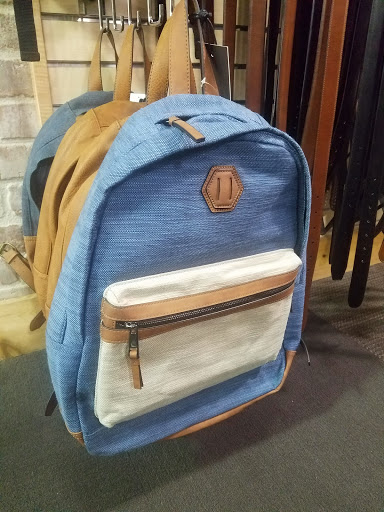 Shoe Store «DSW Designer Shoe Warehouse», reviews and photos, 17502 Hawthorne Blvd, Torrance, CA 90504, USA