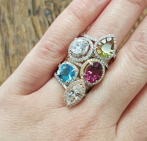 Jewelry Store «Arnold Jewelers», reviews and photos, 12293 Seminole Blvd, Largo, FL 33778, USA