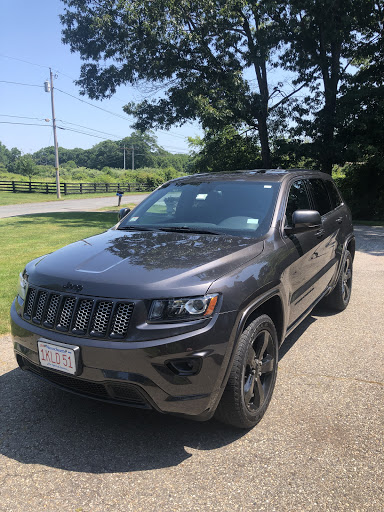 Auto Body Shop «J & J Auto Services», reviews and photos, 429 Waterman Ave, East Providence, RI 02914, USA