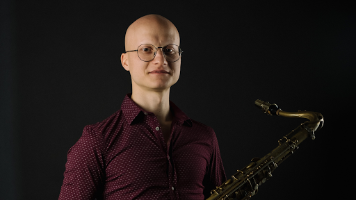 Saxofoonles - Pianoles voor beginners - Davide Romeo - Jazz Music Teacher - Muziek Leraar