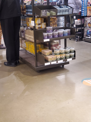 Grocery Store «Whole Foods Market», reviews and photos, 2607 W 75th St, Naperville, IL 60540, USA