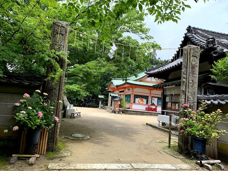 住吉神社(魚住住吉神社)