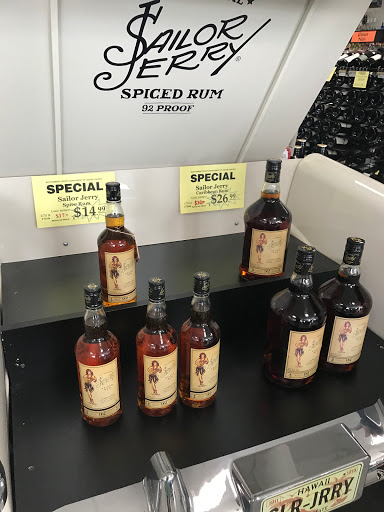 Liquor Store «Montgomery County Liquor & Wine - Cloverly», reviews and photos, 723 Cloverly St, Silver Spring, MD 20905, USA