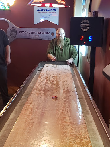 Sports Bar «Brass Rail Sports Bar, Restaurant & Pool Hall», reviews and photos, 4940 NE 81st St, Kansas City, MO 64119, USA