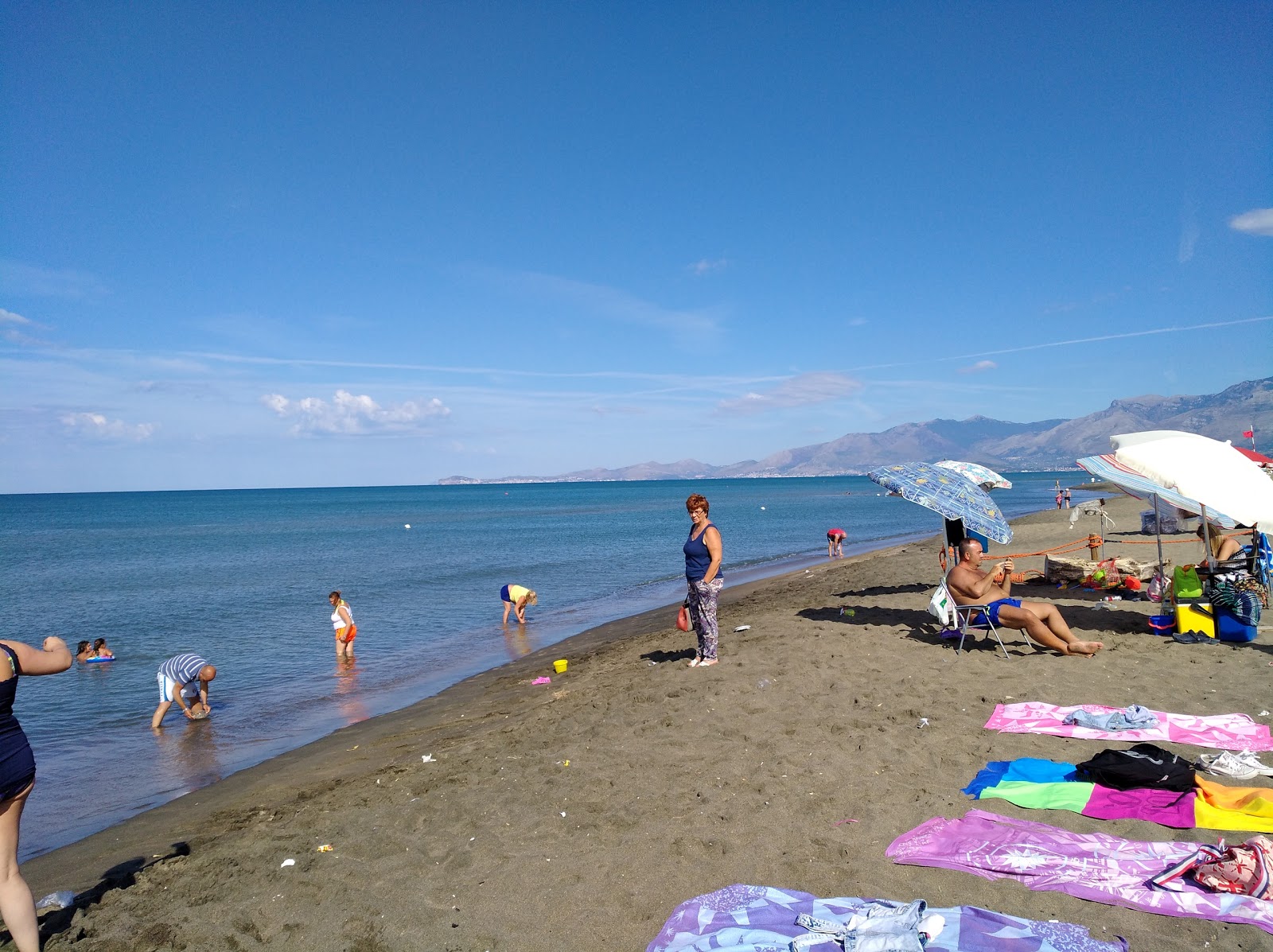 Photo de Baia Domizia beach avec un niveau de propreté de partiellement propre