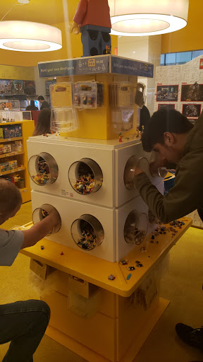 Toy Store «The LEGO Store», reviews and photos, 55 W County Center Dr, Des Peres, MO 63131, USA
