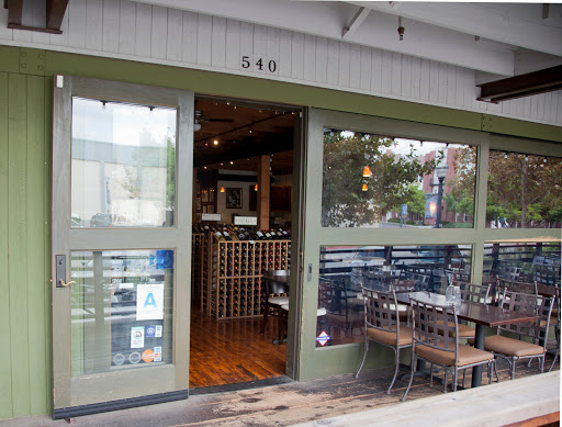 Packing House Wines, 540 W 1st St, Claremont, CA 91711, USA, 