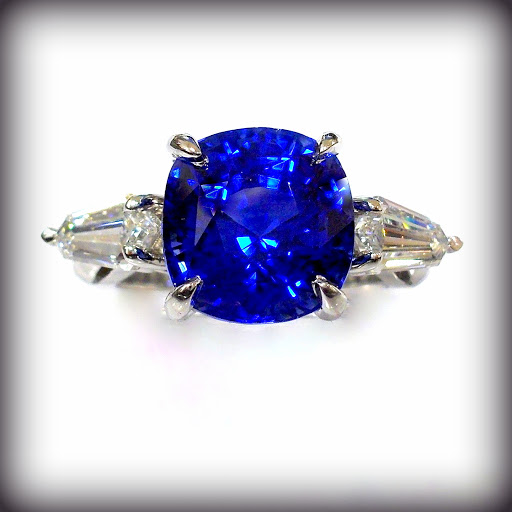 Jewelry Designer «Russ Hollander Master Goldsmith», reviews and photos, 154 Bedford St, Stamford, CT 06901, USA