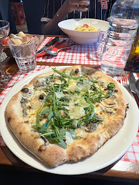 Pizza du Restaurant italien Mama Kitchen Caffè à Lille - n°13