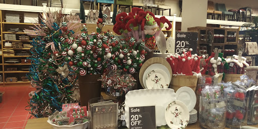 Home Goods Store «Pier 1 Imports», reviews and photos, 4410 Mitchellville Rd, Bowie, MD 20716, USA