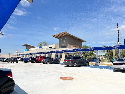 ClearWater Express Wash en Katy