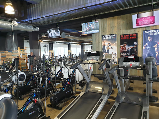 Spacio Deportivo El Capricho en Madrid, Madrid