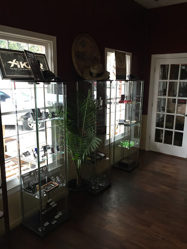 Cigar Shop «Spring Street Cigars», reviews and photos, 208 N Spring St, Tupelo, MS 38804, USA