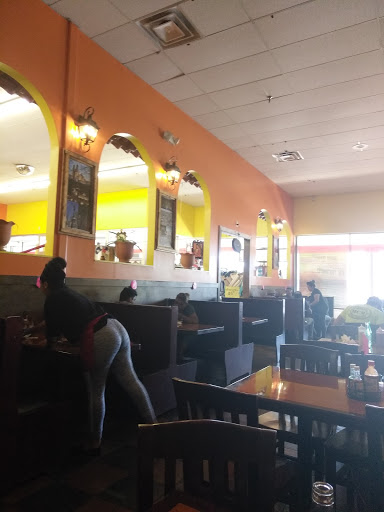 Grocery Store «Supermercado Guanajuato», reviews and photos, 6201 Preston Hwy, Louisville, KY 40219, USA