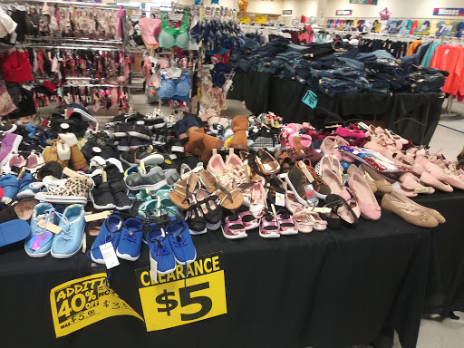 Discount Store «Roses», reviews and photos, 501 Adams Ave, Philadelphia, PA 19120, USA