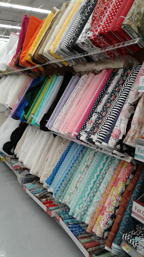 Clothes and fabric wholesaler Springfield