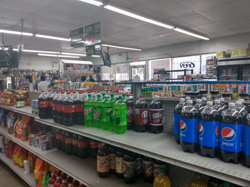 Convenience Store «Suncoast Grocery Inc», reviews and photos, 3401 N 22nd St, Tampa, FL 33605, USA