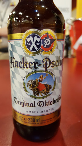 Liquor Store «Friar Tuck Beverage», reviews and photos, 1333 Savoy Plaza Ln, Savoy, IL 61874, USA