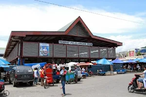 Pasar Ikan Pelabuhan Ratu image