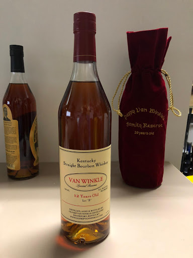 Liquor Store «Five Corners Wine & Spirits», reviews and photos, 192 Windsorville Rd, Ellington, CT 06029, USA