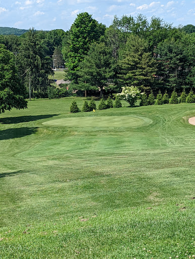 Golf Course «Gainfield Farms Golf Course», reviews and photos, 225 Old Field Rd, Southbury, CT 06488, USA