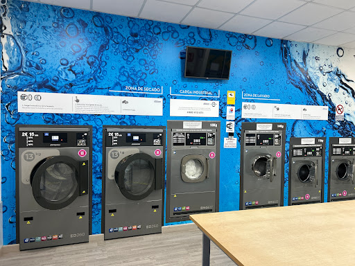 Yotelavo Lavandería / Tintorería / autoservicio en Caravaca de la Cruz, Murcia
