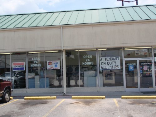 Laundromat «Little Creek Rd Laundry Land Laundromat», reviews and photos, 608 E Little Creek Rd, Norfolk, VA 23505, USA