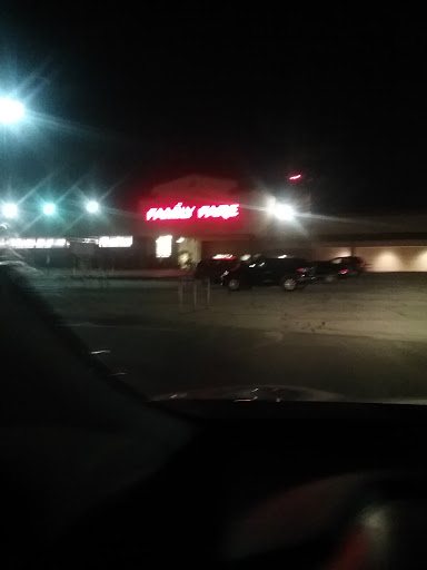 Grocery Store «Family Fare Supermarket», reviews and photos, 1510 Harlan Dr, Bellevue, NE 68005, USA